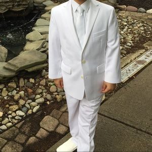 Michael Kors Boys suit